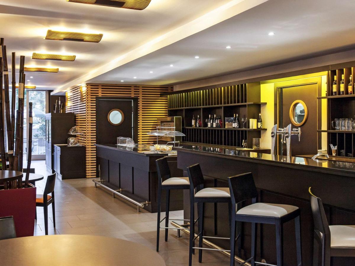Отель Ibis Barcelona Молинс-де-Рей Экстерьер фото