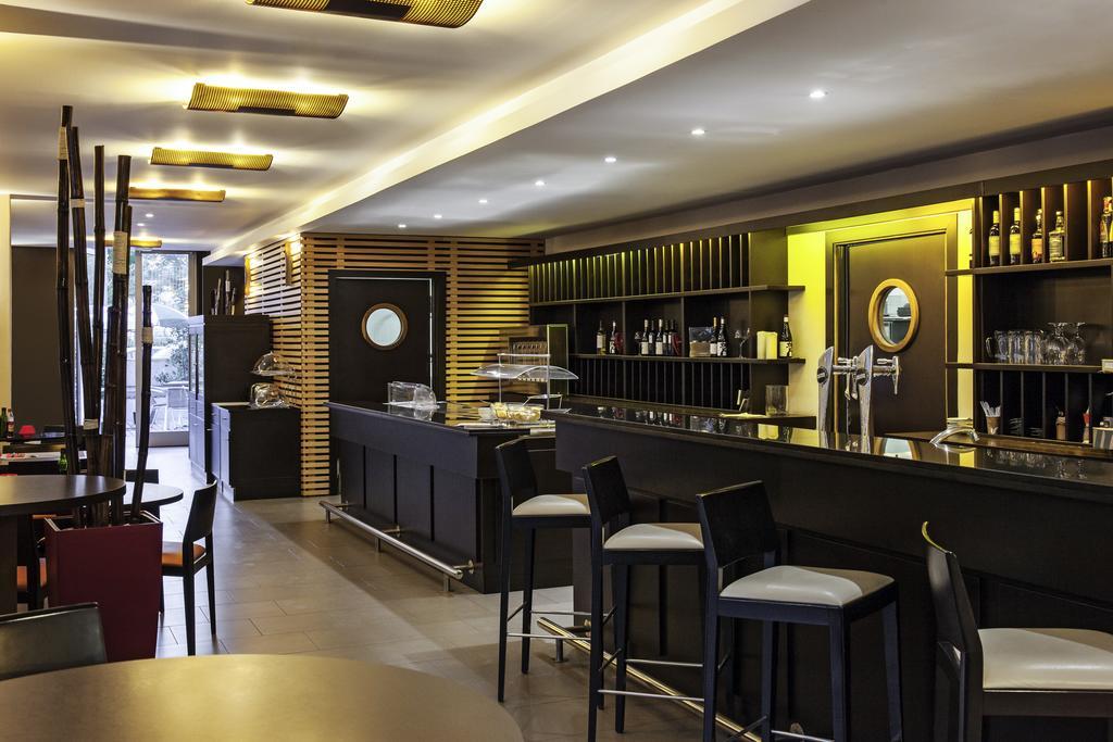 Отель Ibis Barcelona Молинс-де-Рей Экстерьер фото