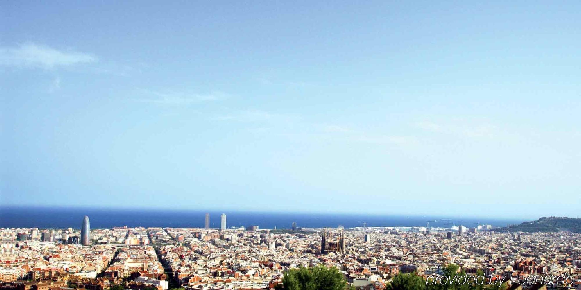 Отель Ibis Barcelona Молинс-де-Рей Экстерьер фото