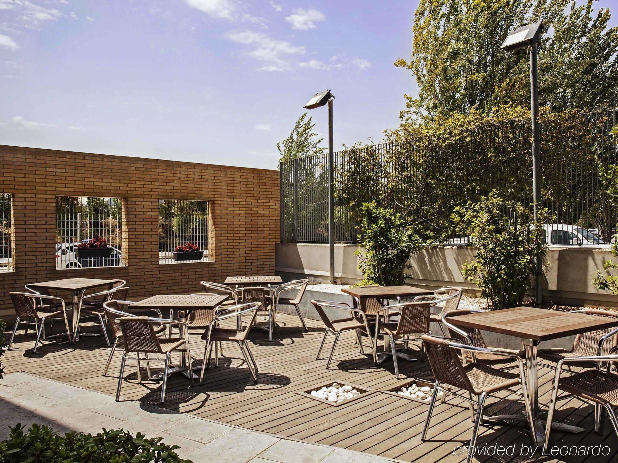 Отель Ibis Barcelona Молинс-де-Рей Экстерьер фото