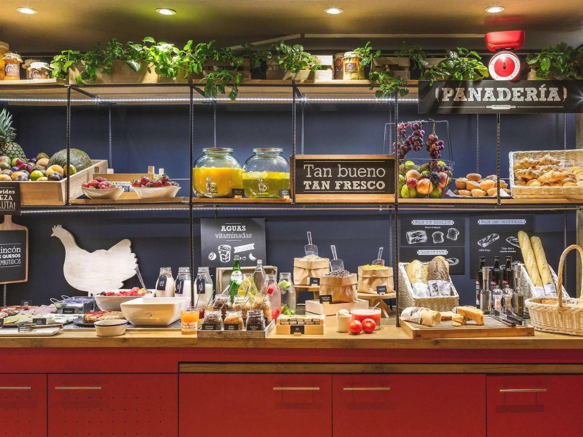Отель Ibis Barcelona Молинс-де-Рей Экстерьер фото
